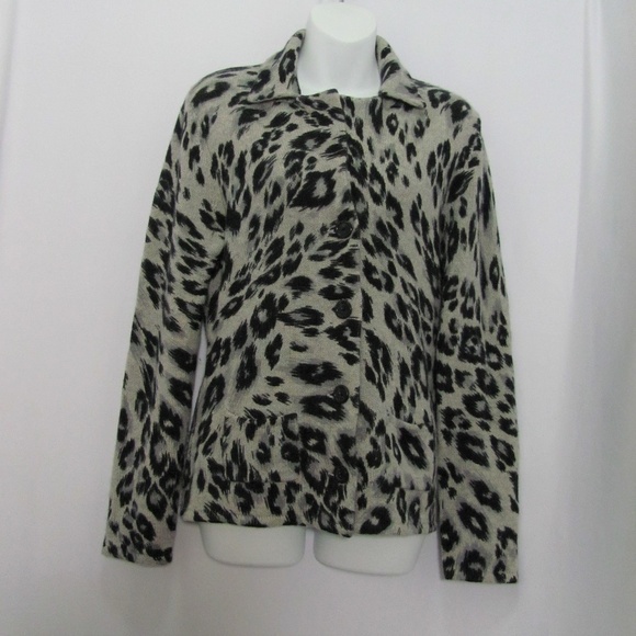 Sutton Studio Cashmere Sweater Animal Print Size M - Picture 1 of 3